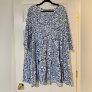 Crown & Ivy Blue and White Floral Long Sleeve Dress